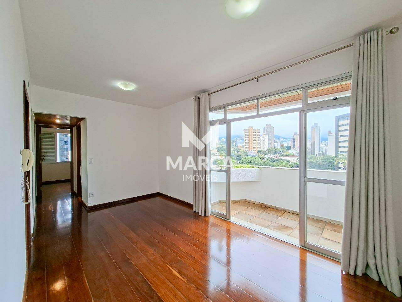 Apartamento para aluguel no Funcionários: