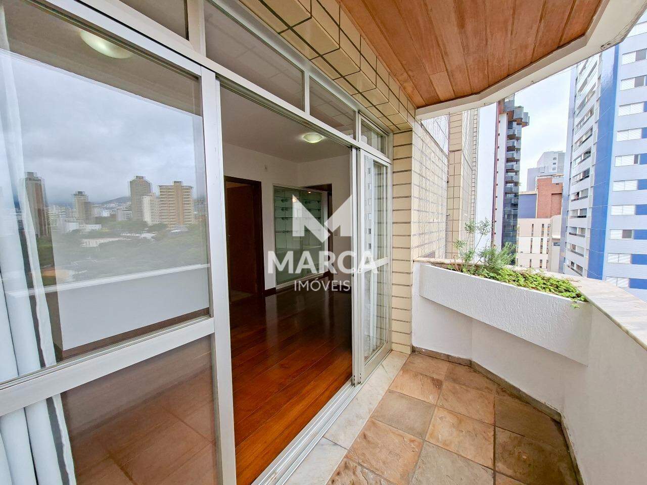 Apartamento para aluguel no Funcionários: