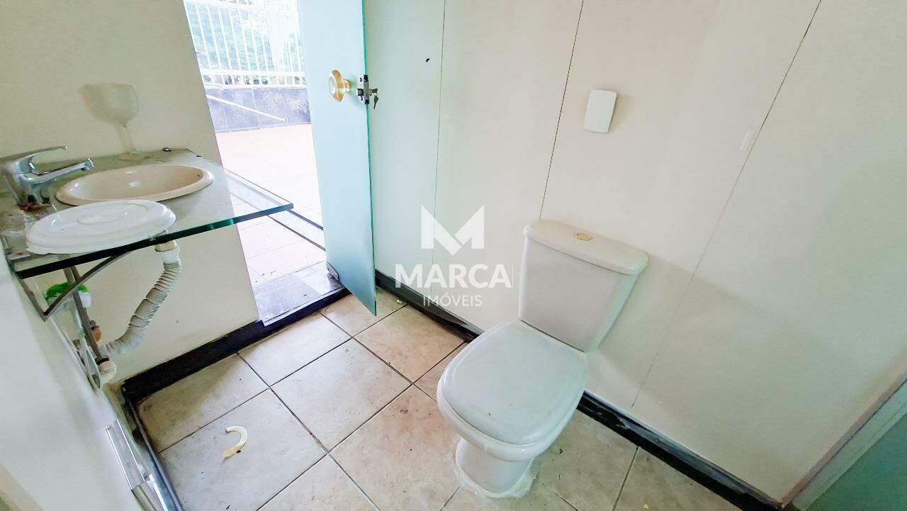 Cobertura para aluguel no Santa Lúcia: