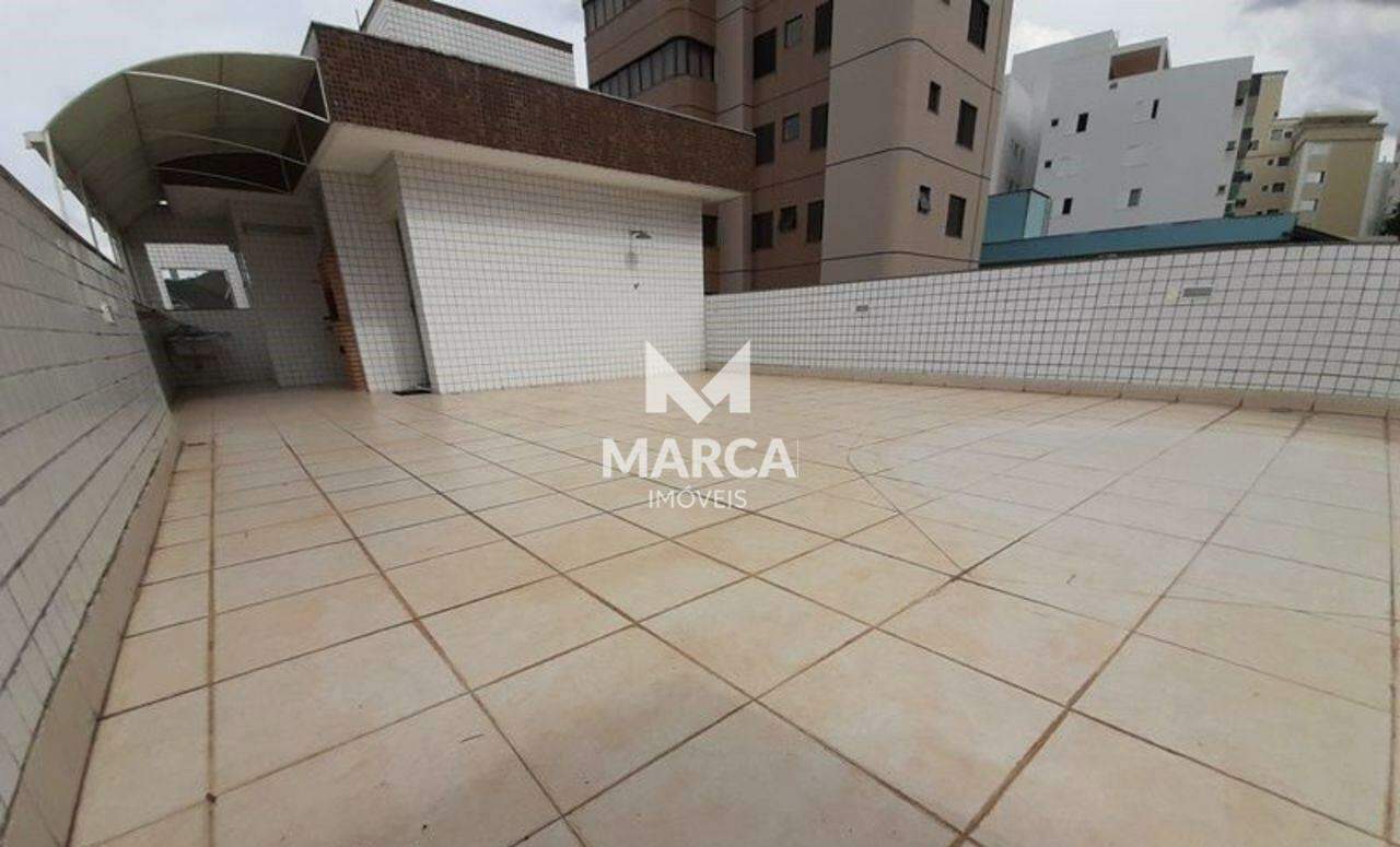 Cobertura para aluguel no Buritis: 