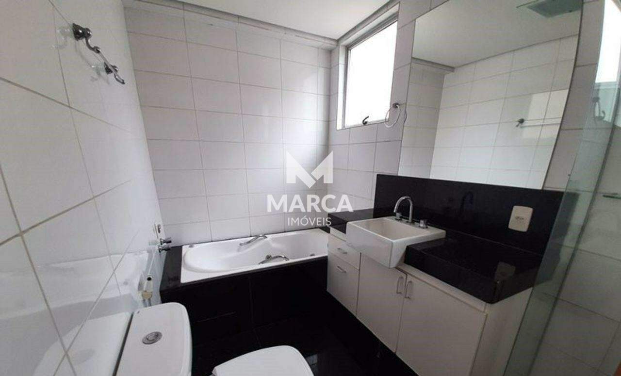 Cobertura para aluguel no Buritis: 