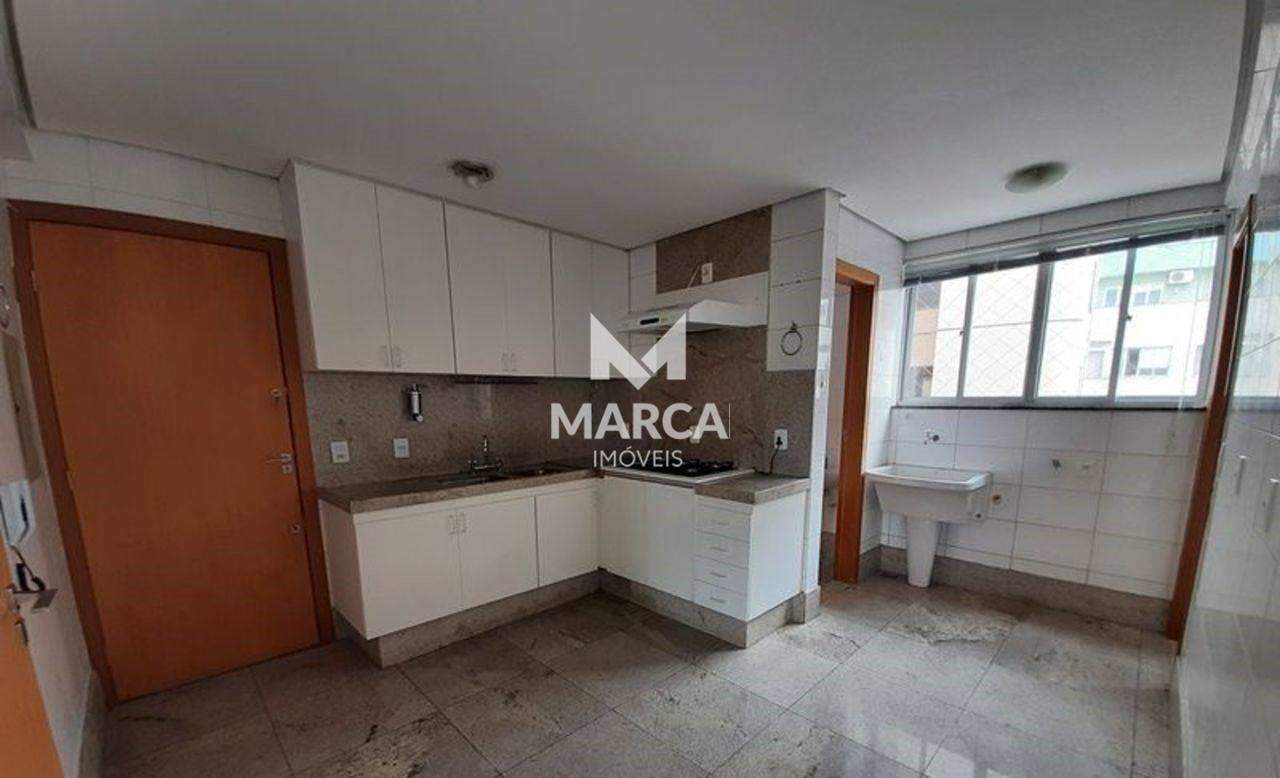 Cobertura para aluguel no Buritis: 