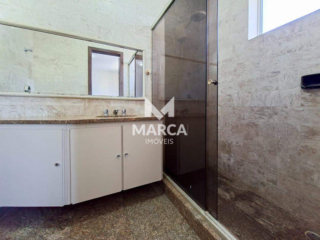 Cobertura para aluguel no Grajaú: 