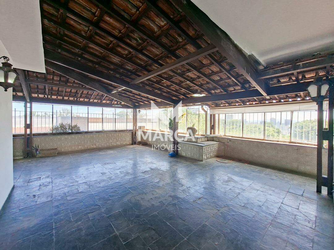 Cobertura para aluguel no Grajaú: 