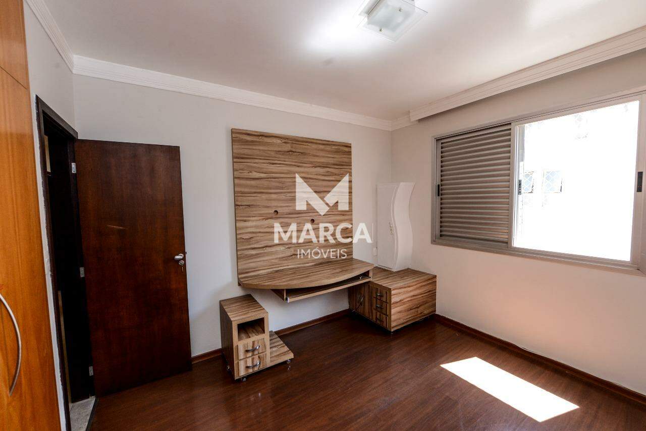 Cobertura para aluguel no Buritis: 