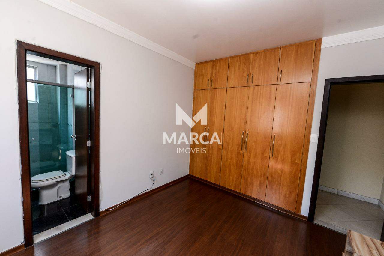 Cobertura para aluguel no Buritis: 