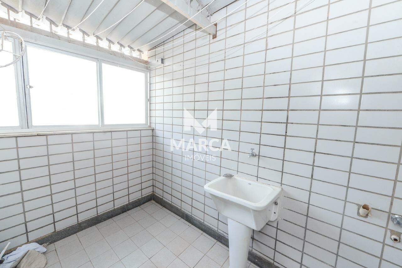 Apartamento para aluguel no Sion: 
