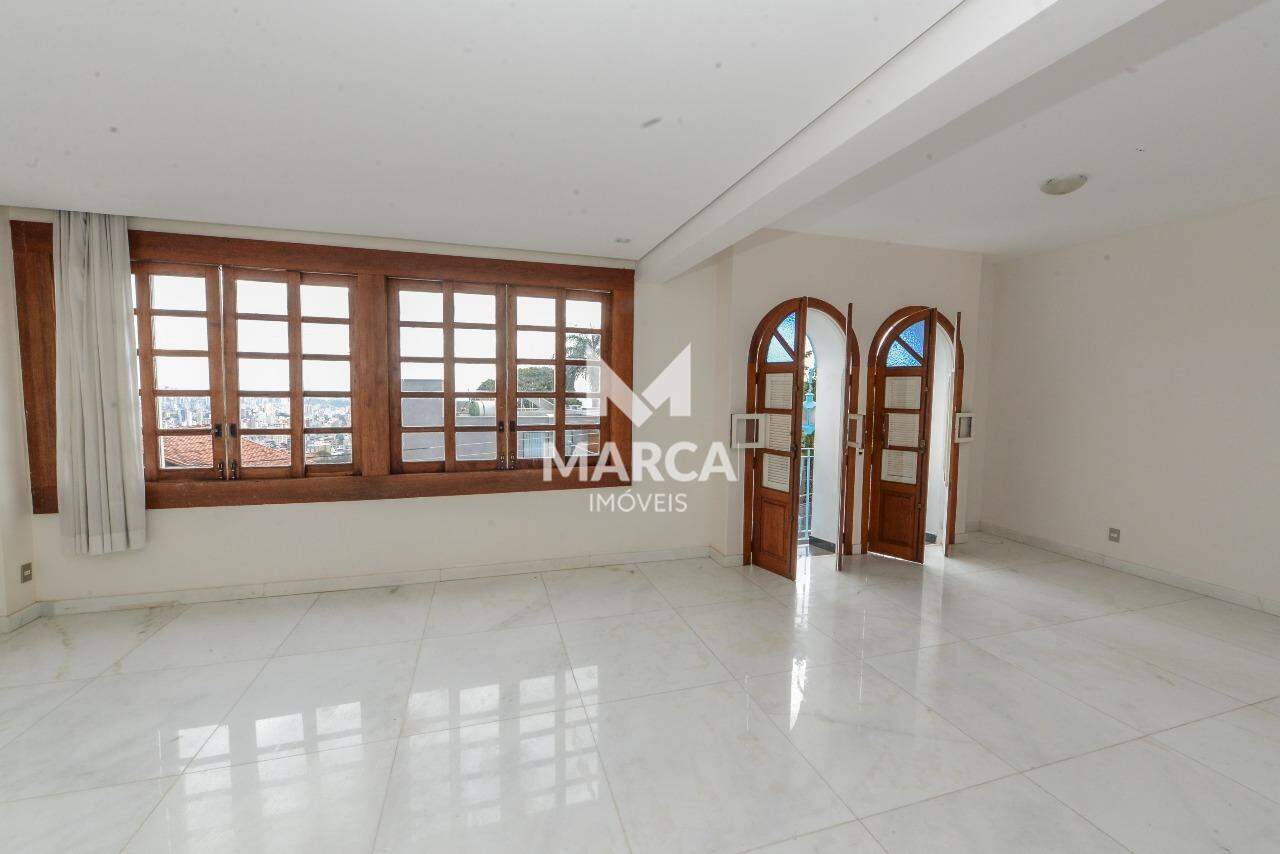 Apartamento para aluguel no Mangabeiras: