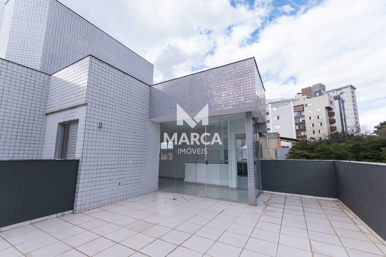 Cobertura para aluguel no Buritis: