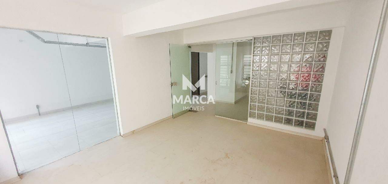 Loja para aluguel no Funcionários: