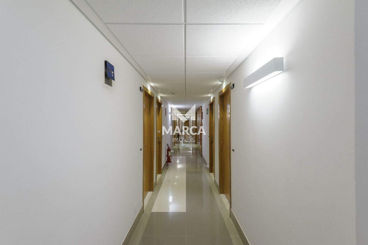 Sala para aluguel no Estoril: 