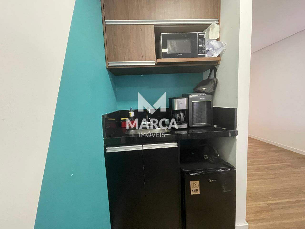 Sala para aluguel no Estoril: 