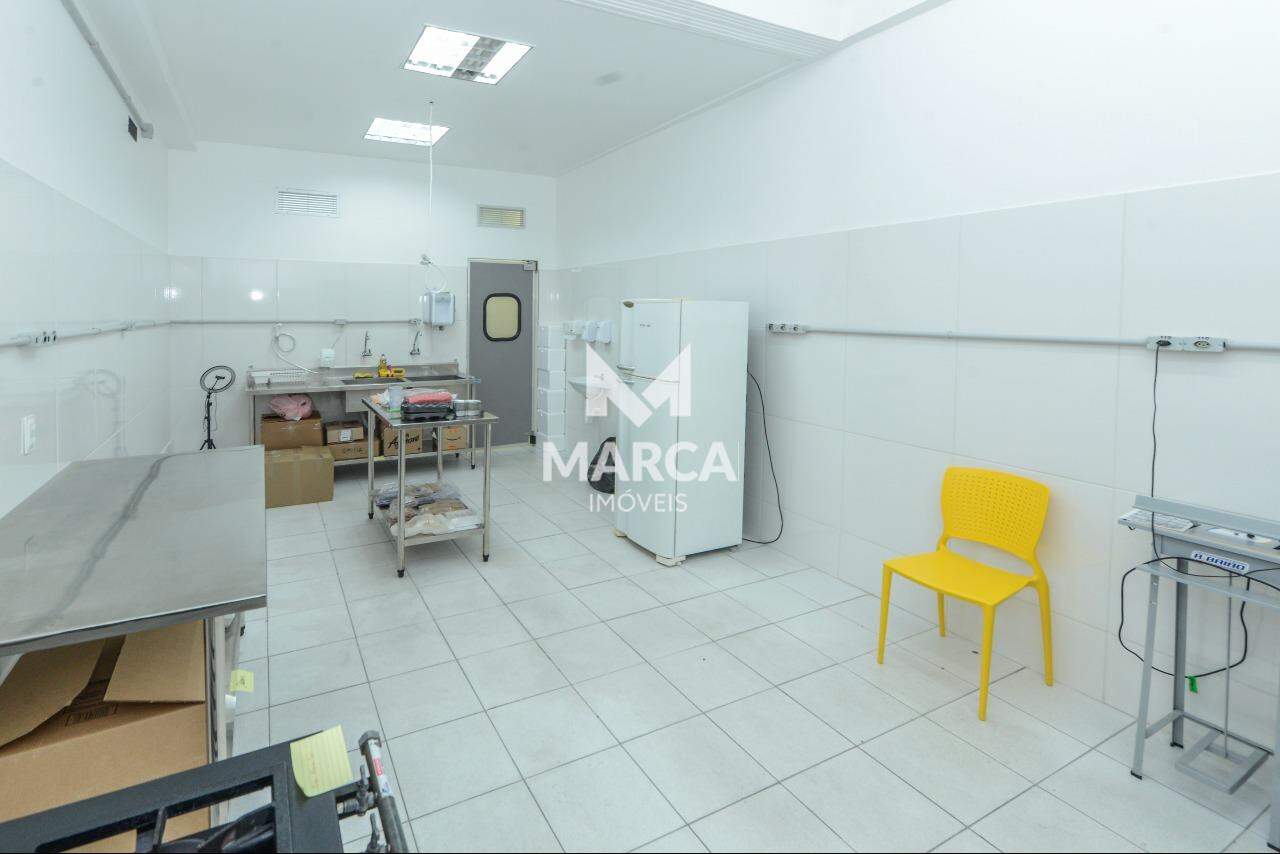 Loja para aluguel no Vila Paris: 