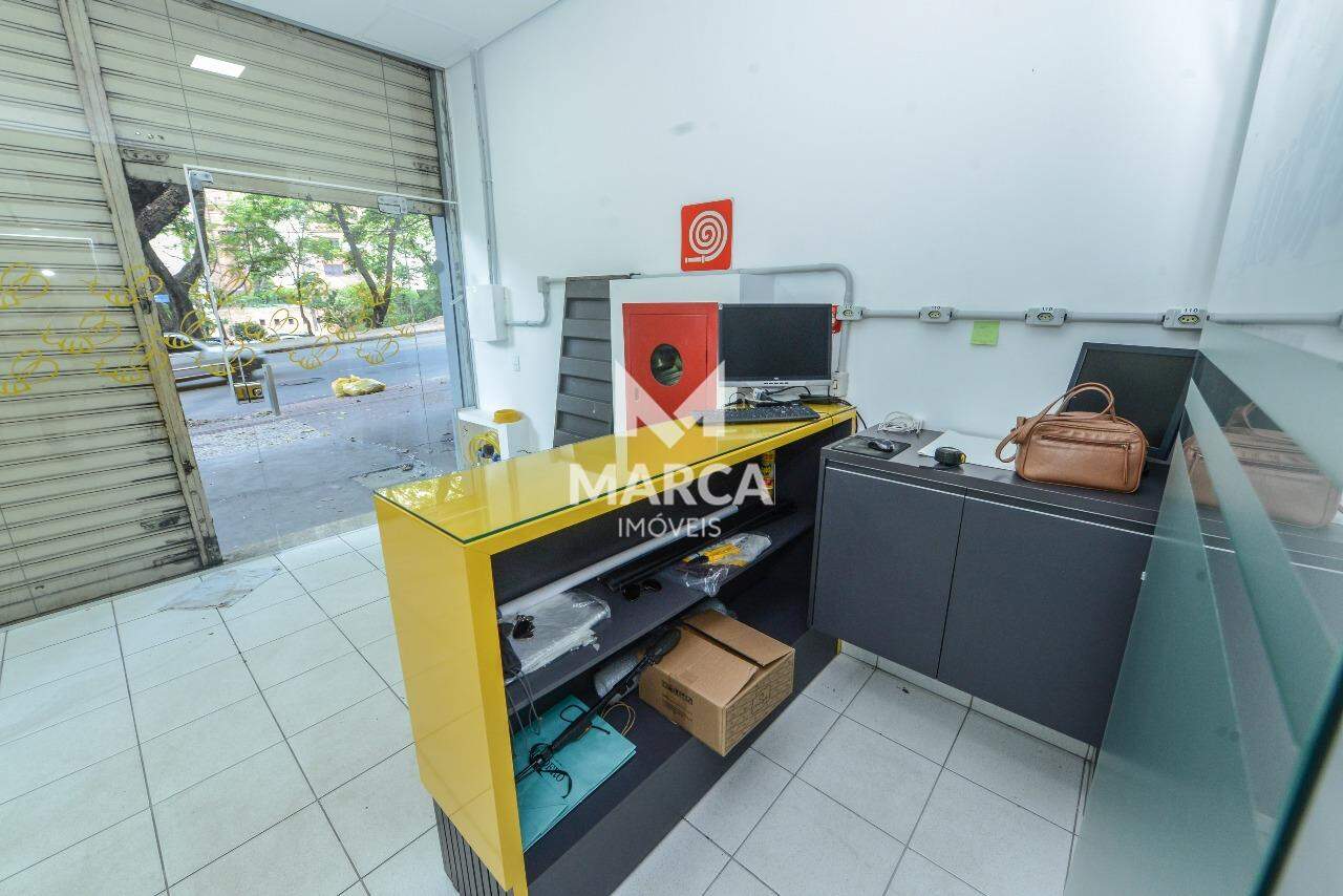 Loja para aluguel no Vila Paris: 