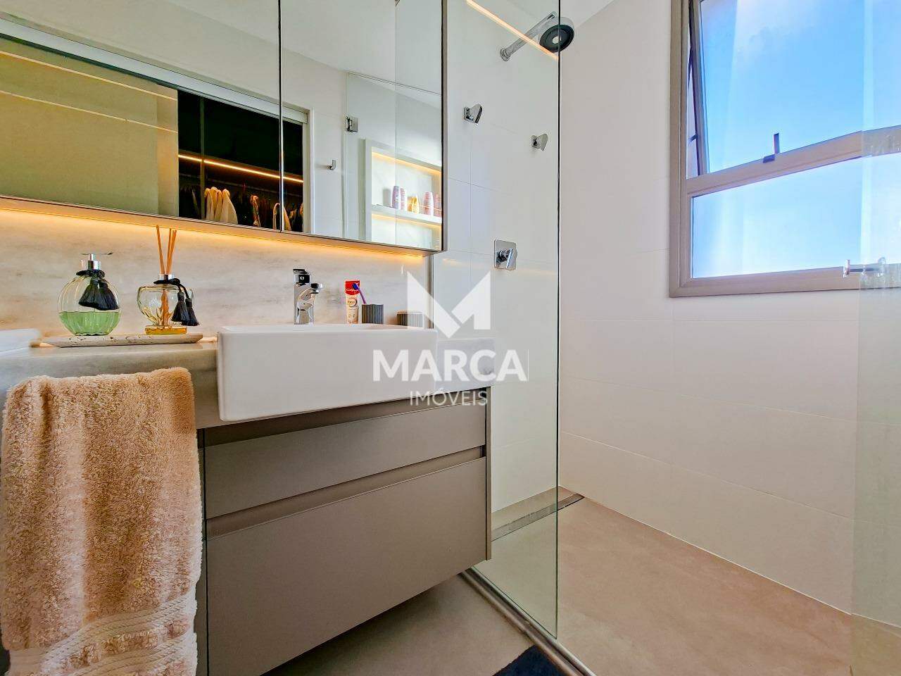 Apartamento à venda no Vila da Serra: 