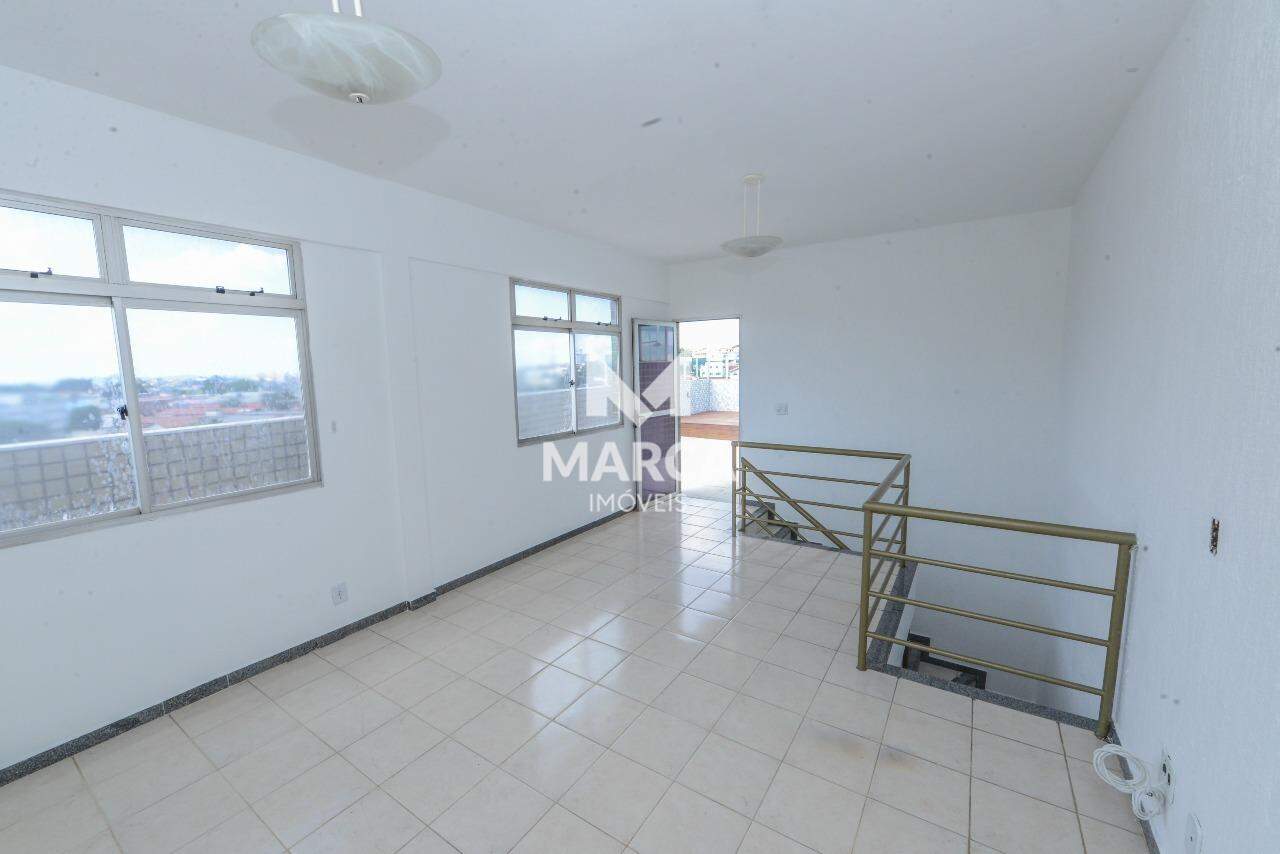 Cobertura para aluguel no Caiçaras: 