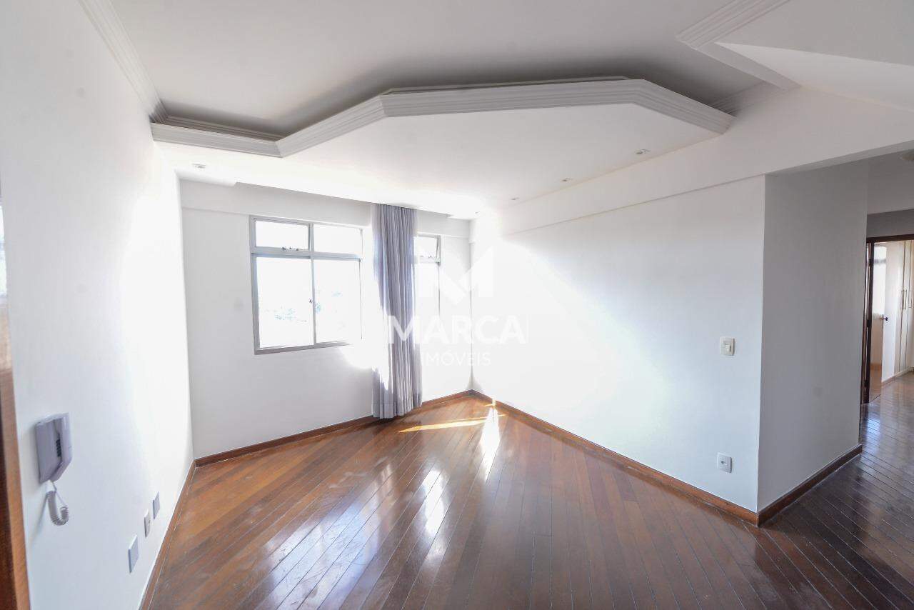 Cobertura para aluguel no Caiçaras: 