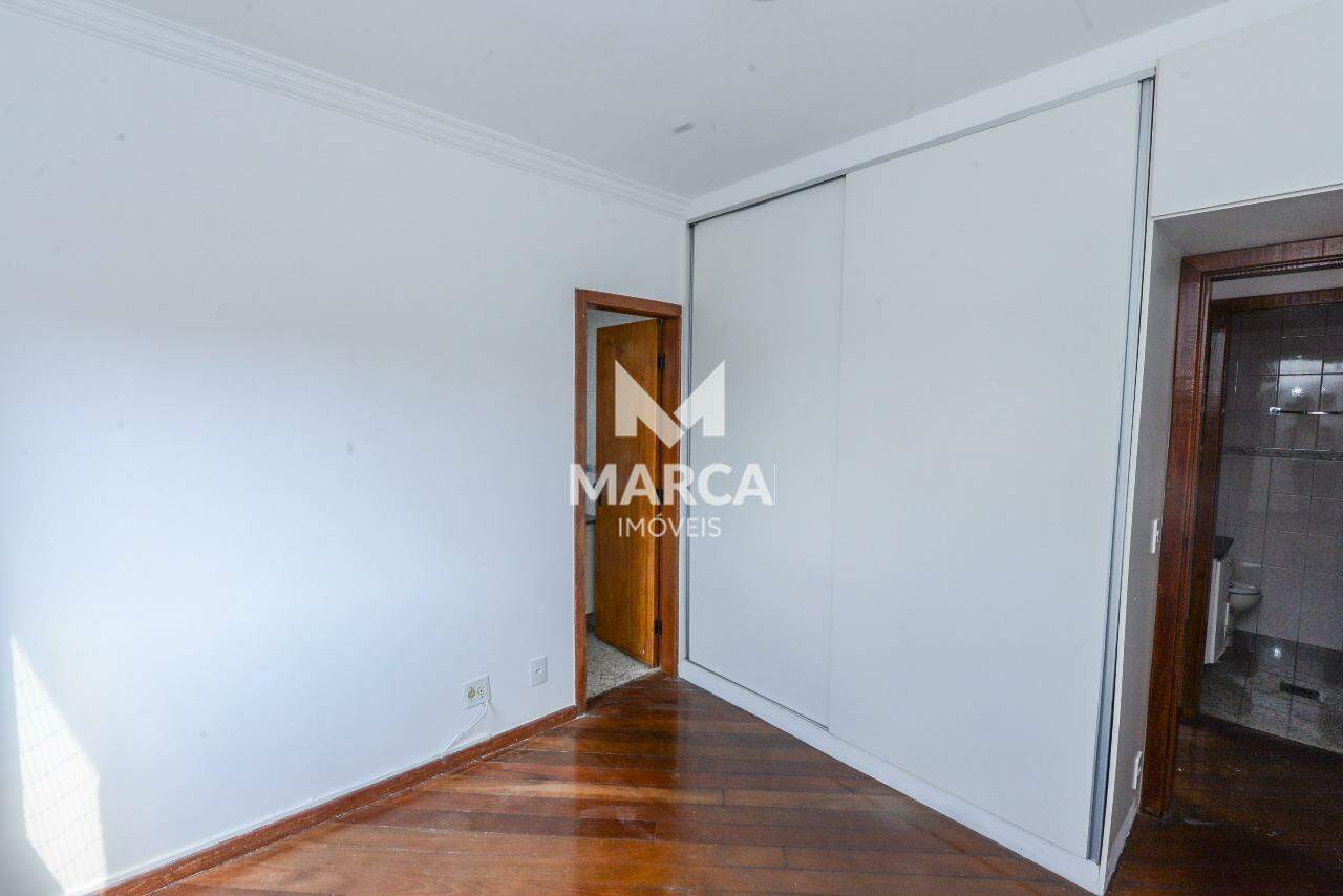 Cobertura para aluguel no Caiçaras: 