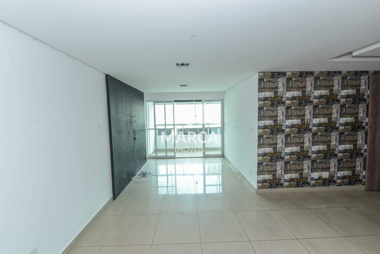 Apartamento para aluguel no Castelo: 