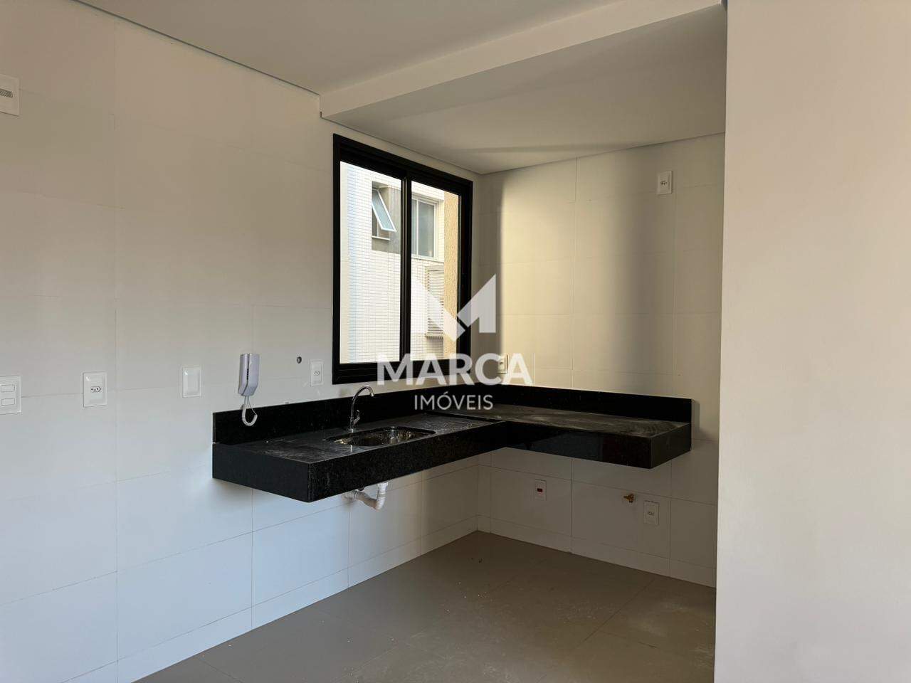 Cobertura para aluguel no Lourdes: 