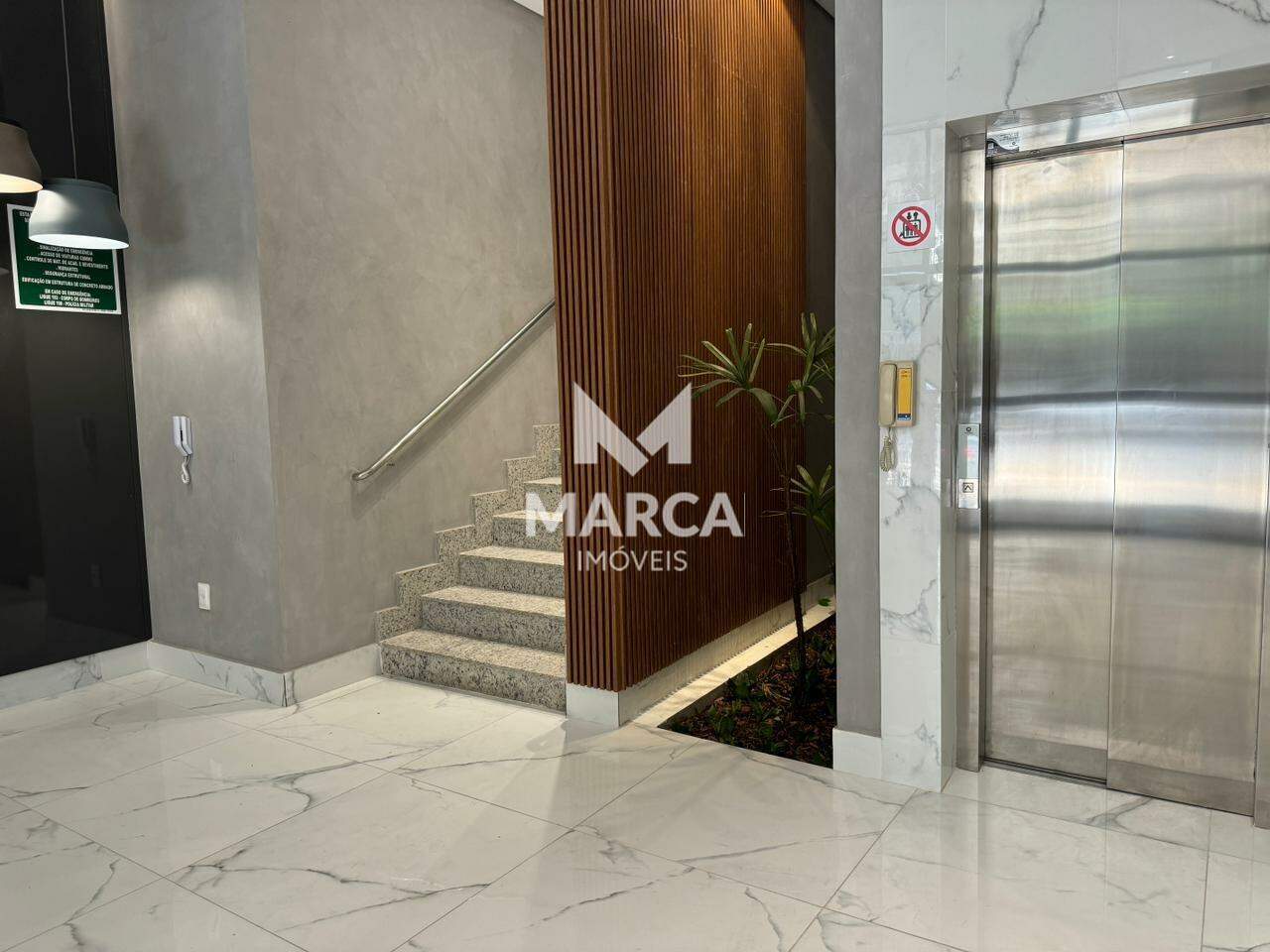 Cobertura para aluguel no Lourdes: 