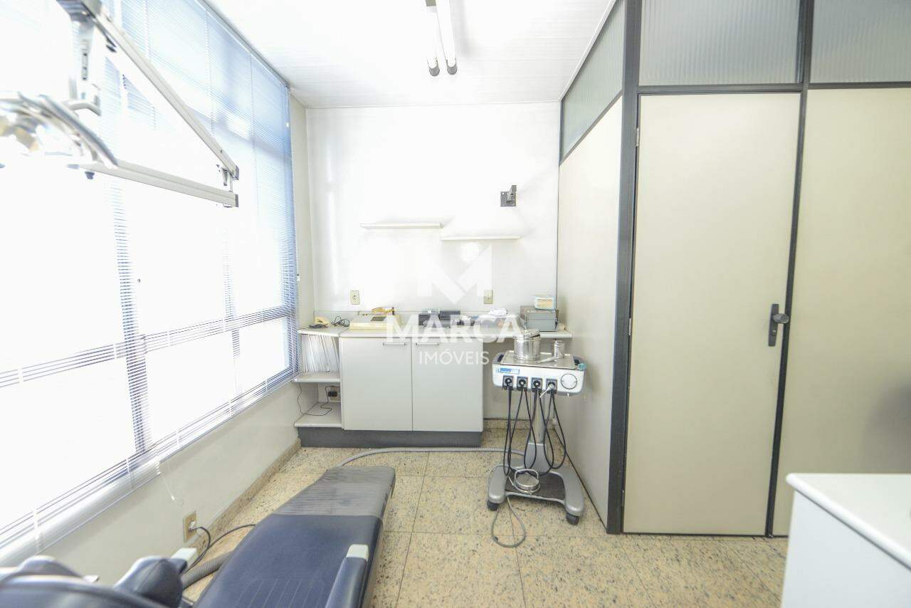 Sala para aluguel no Centro: 