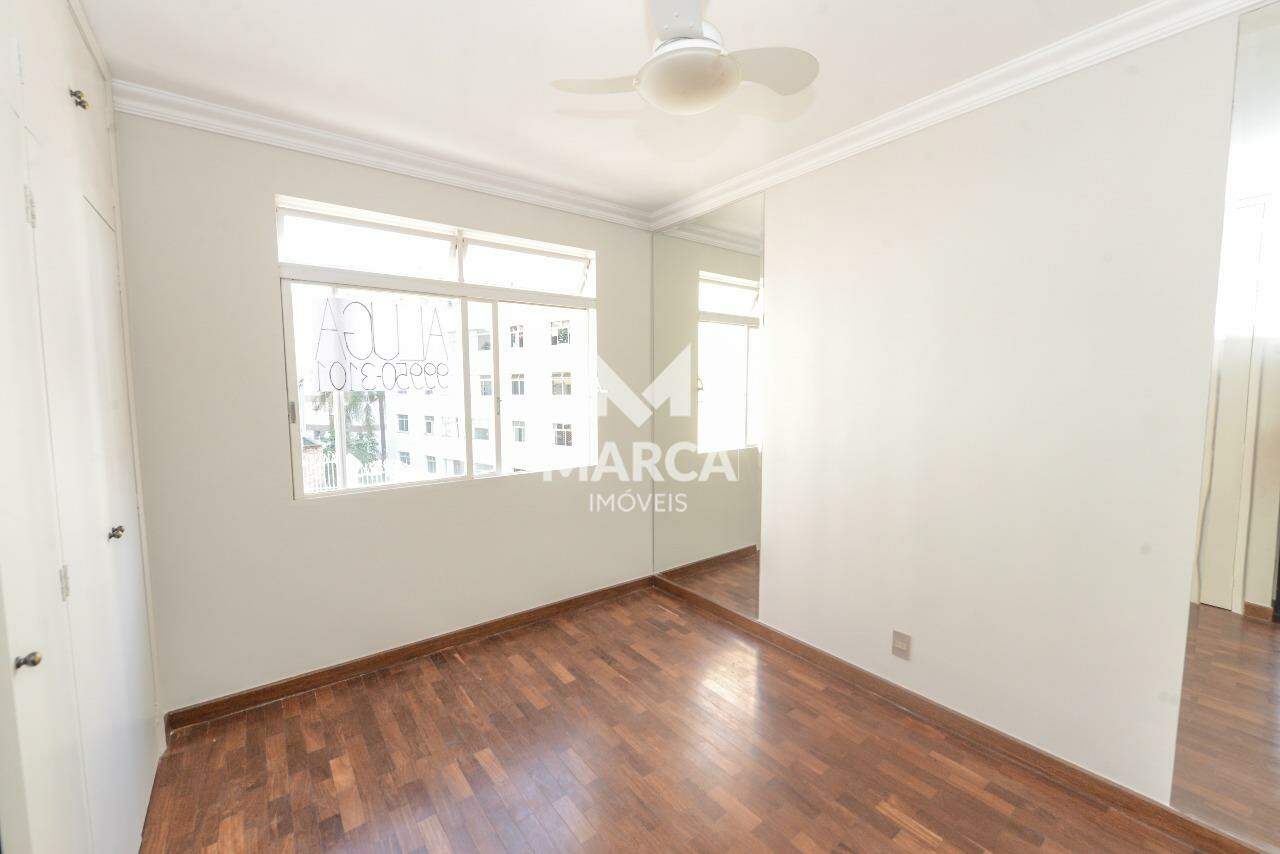 Apartamento para aluguel no Sion: