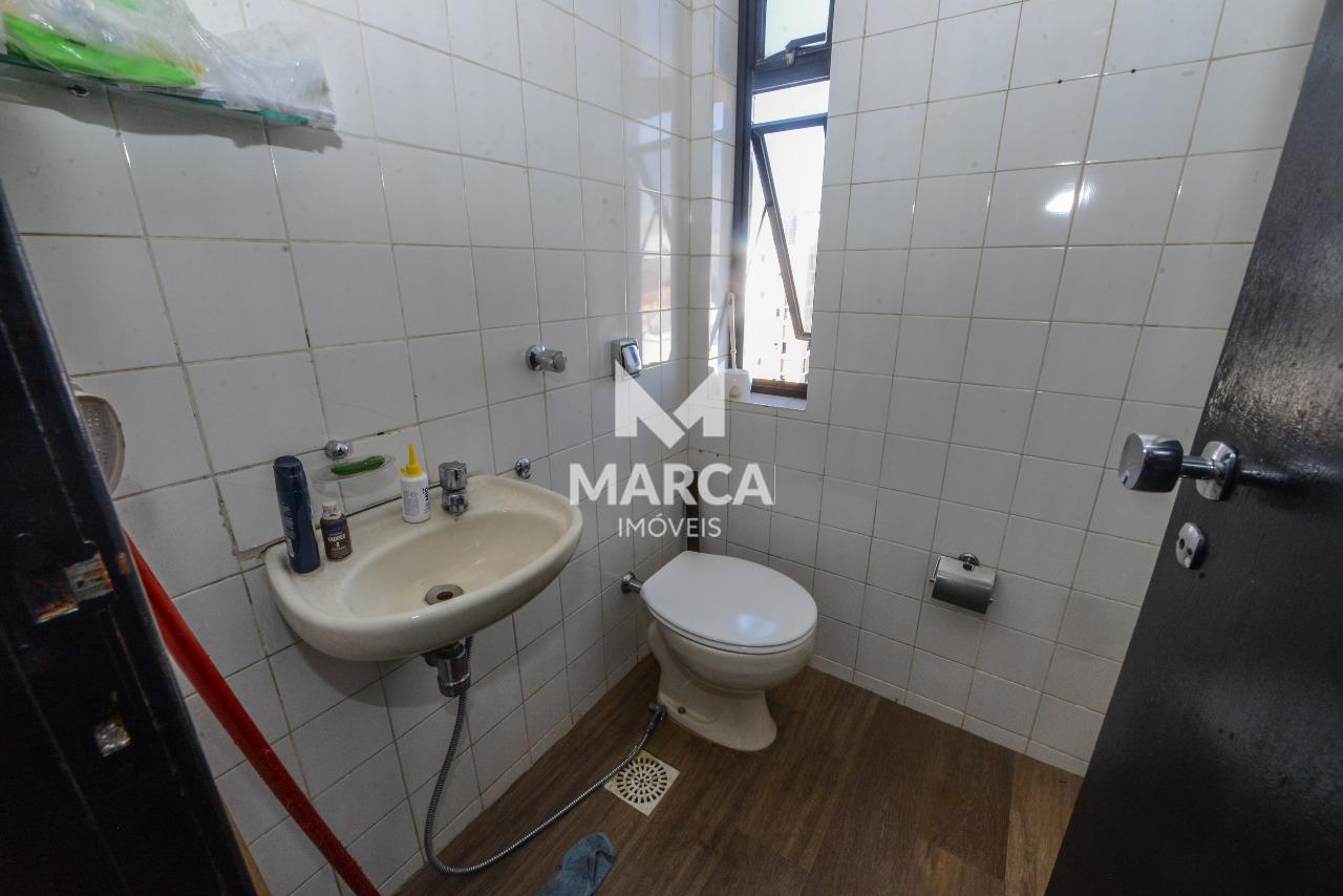 Sala para aluguel no Carmo: 