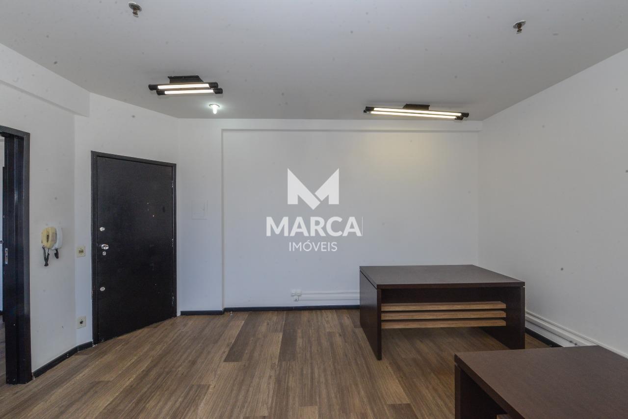 Sala para aluguel no Carmo: 