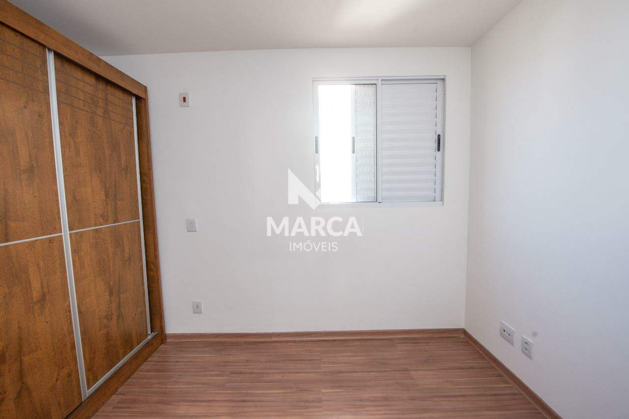 Área privativa para aluguel no Sagrada Família: