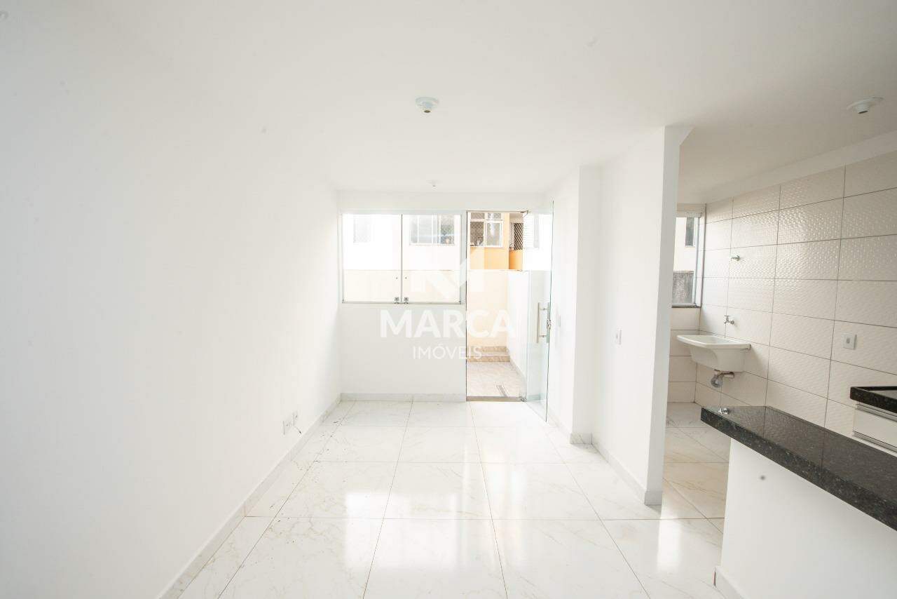 Área privativa para aluguel no Sagrada Família: