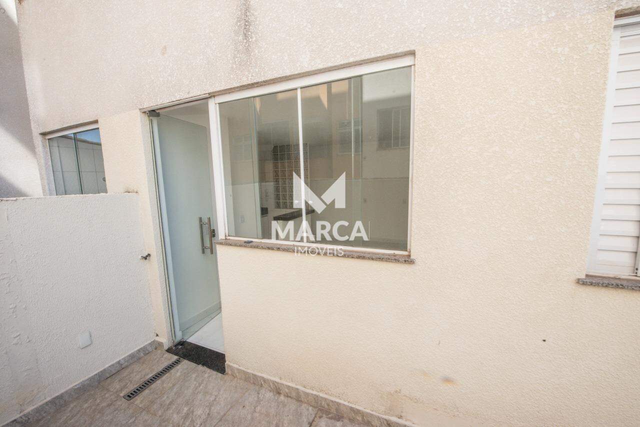 Área privativa para aluguel no Sagrada Família: