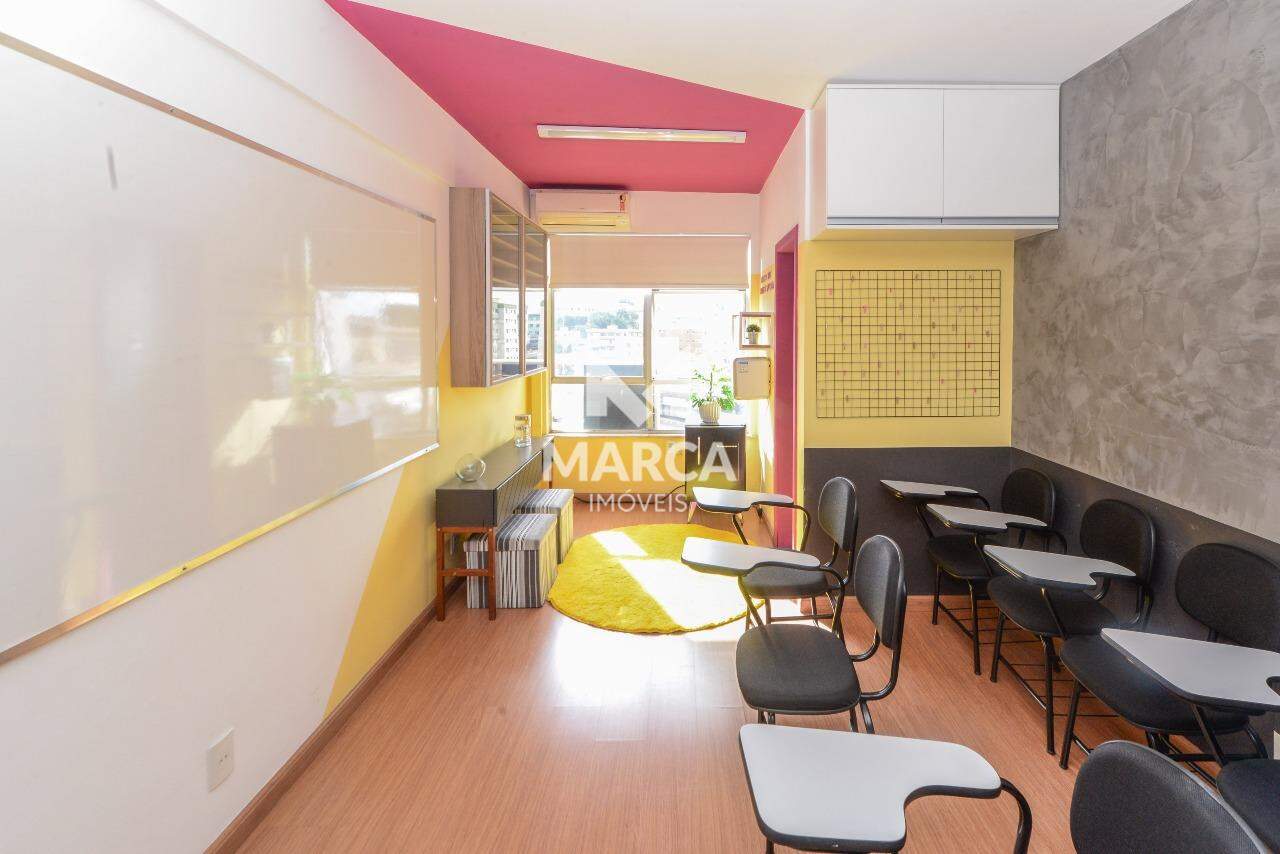 Sala para aluguel no Sagrada Família: