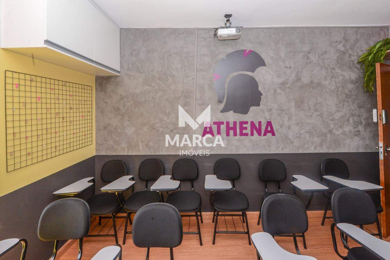 Sala para aluguel no Sagrada Família: