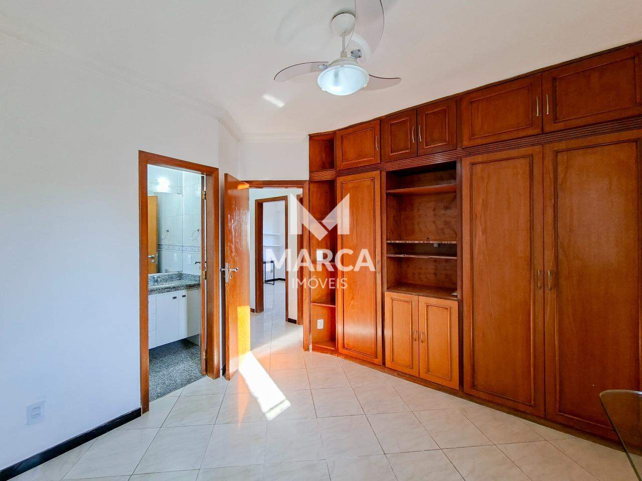 Apartamento para aluguel no Sagrada Família: 