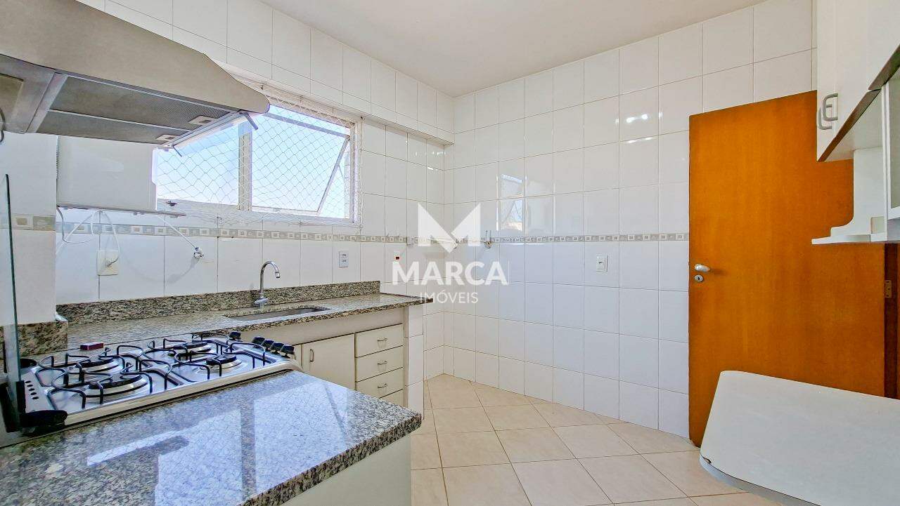 Apartamento para aluguel no Sagrada Família: 