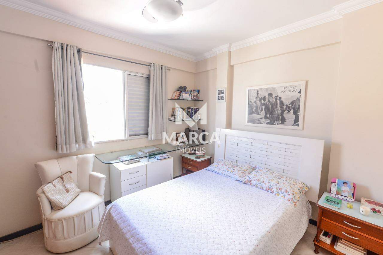 Apartamento para aluguel no Sagrada Família: 