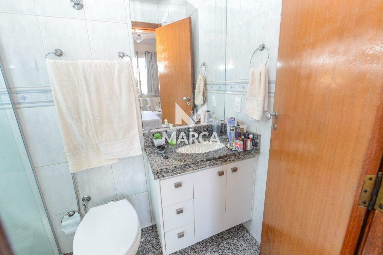 Apartamento para aluguel no Sagrada Família: 
