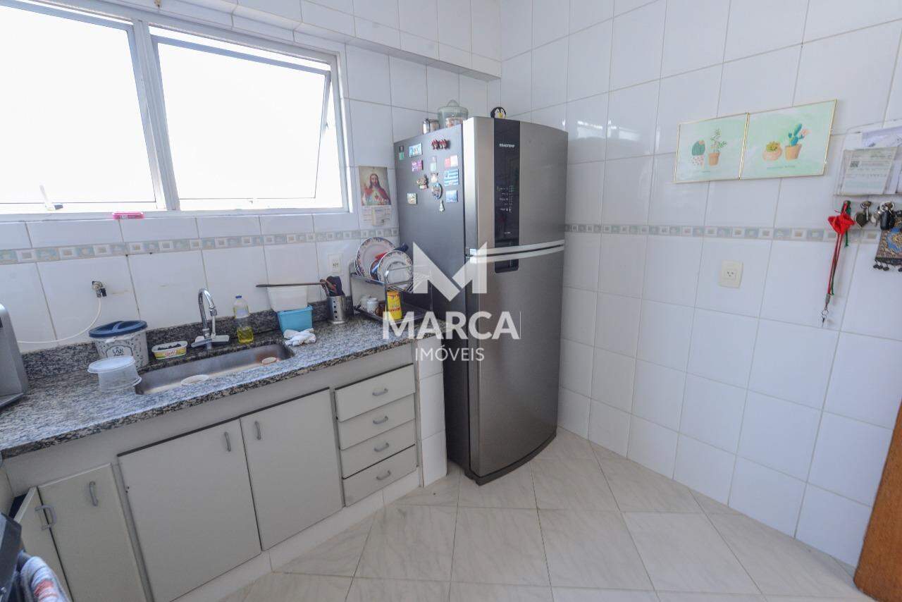 Apartamento para aluguel no Sagrada Família: 