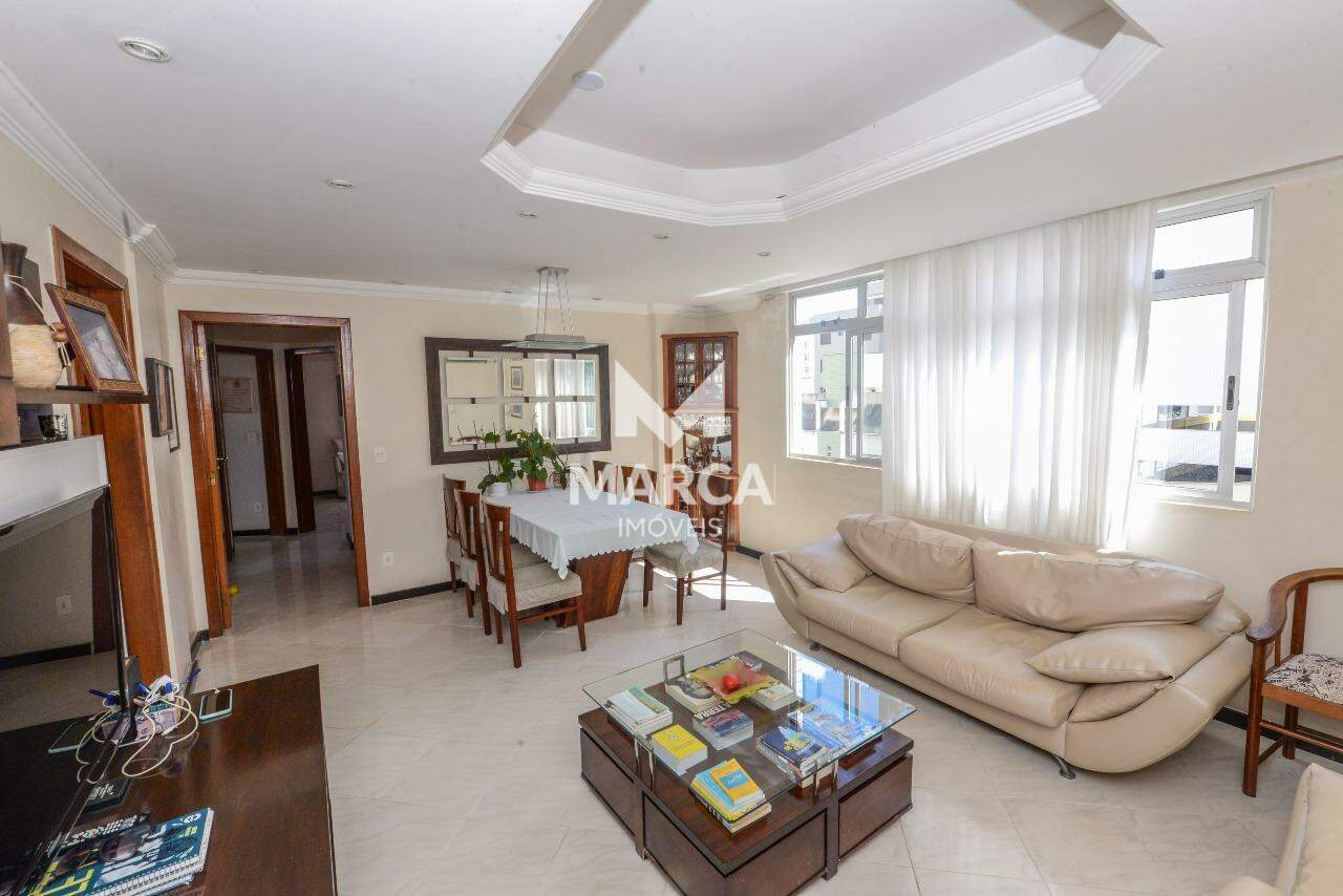 Apartamento para aluguel no Sagrada Família: 