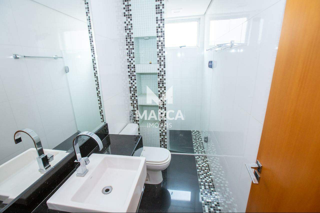 Apartamento para aluguel no Sagrada Família: