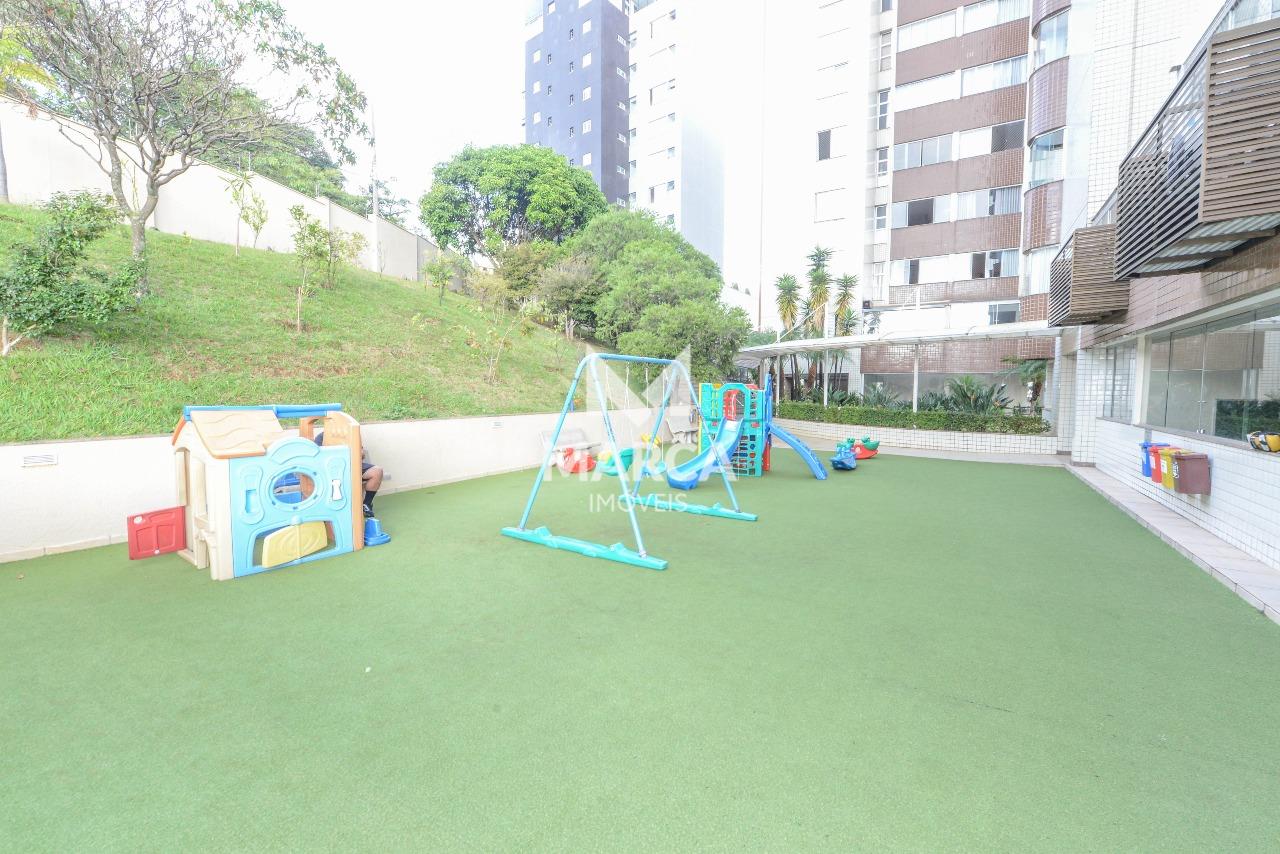 Apartamento à venda no Coração de Jesus: 