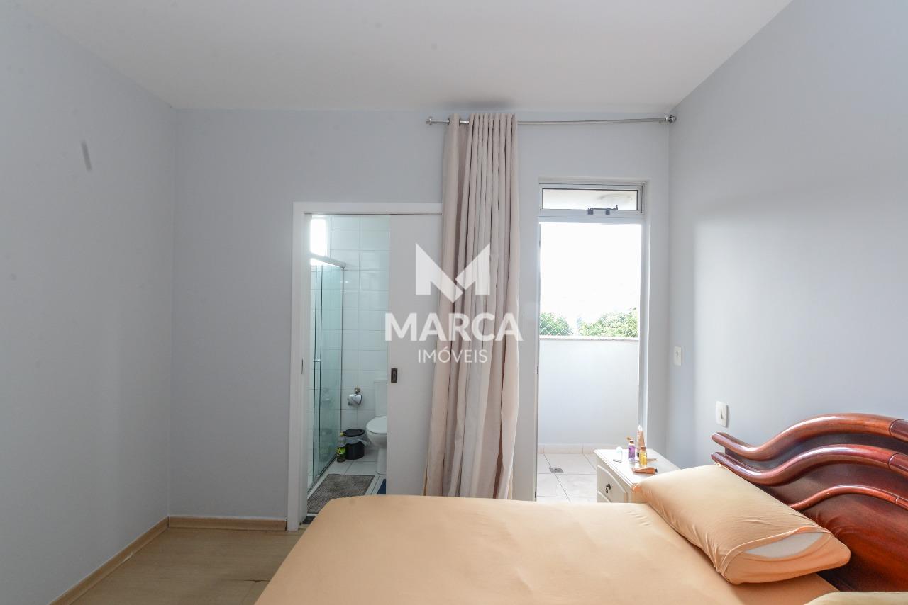 Apartamento à venda no Coração de Jesus: 