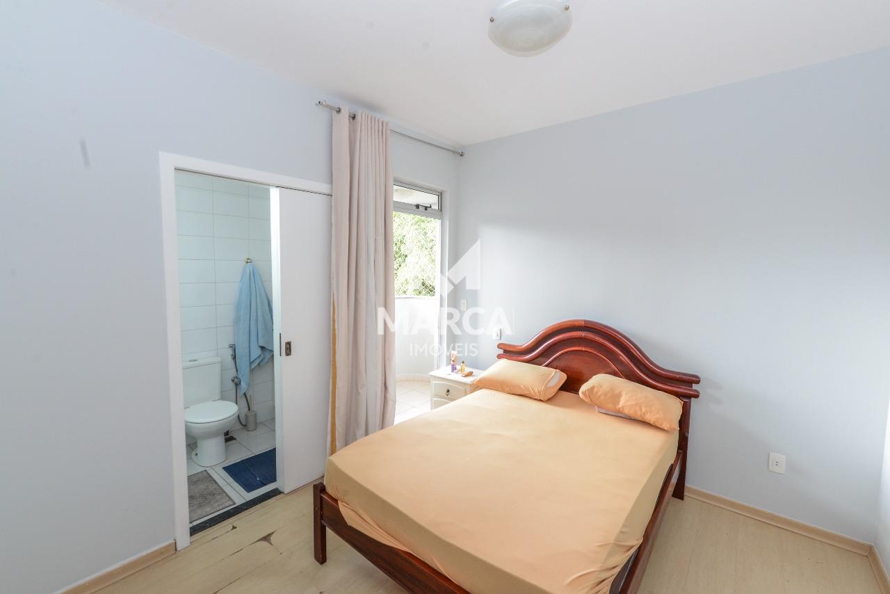 Apartamento à venda no Coração de Jesus: 