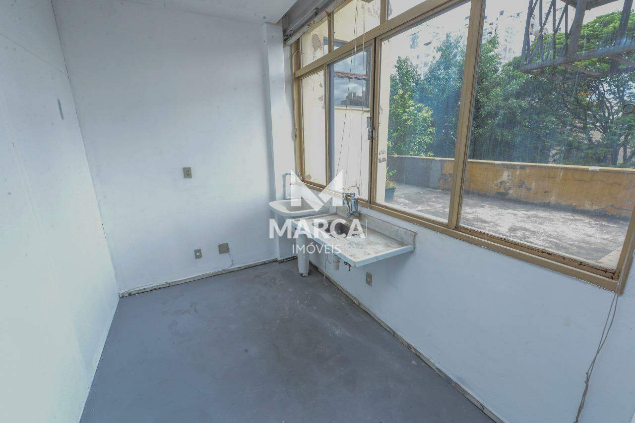 Sala para aluguel no Barro Preto: