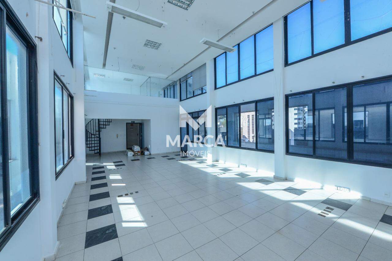 Sala para aluguel no Estoril: 