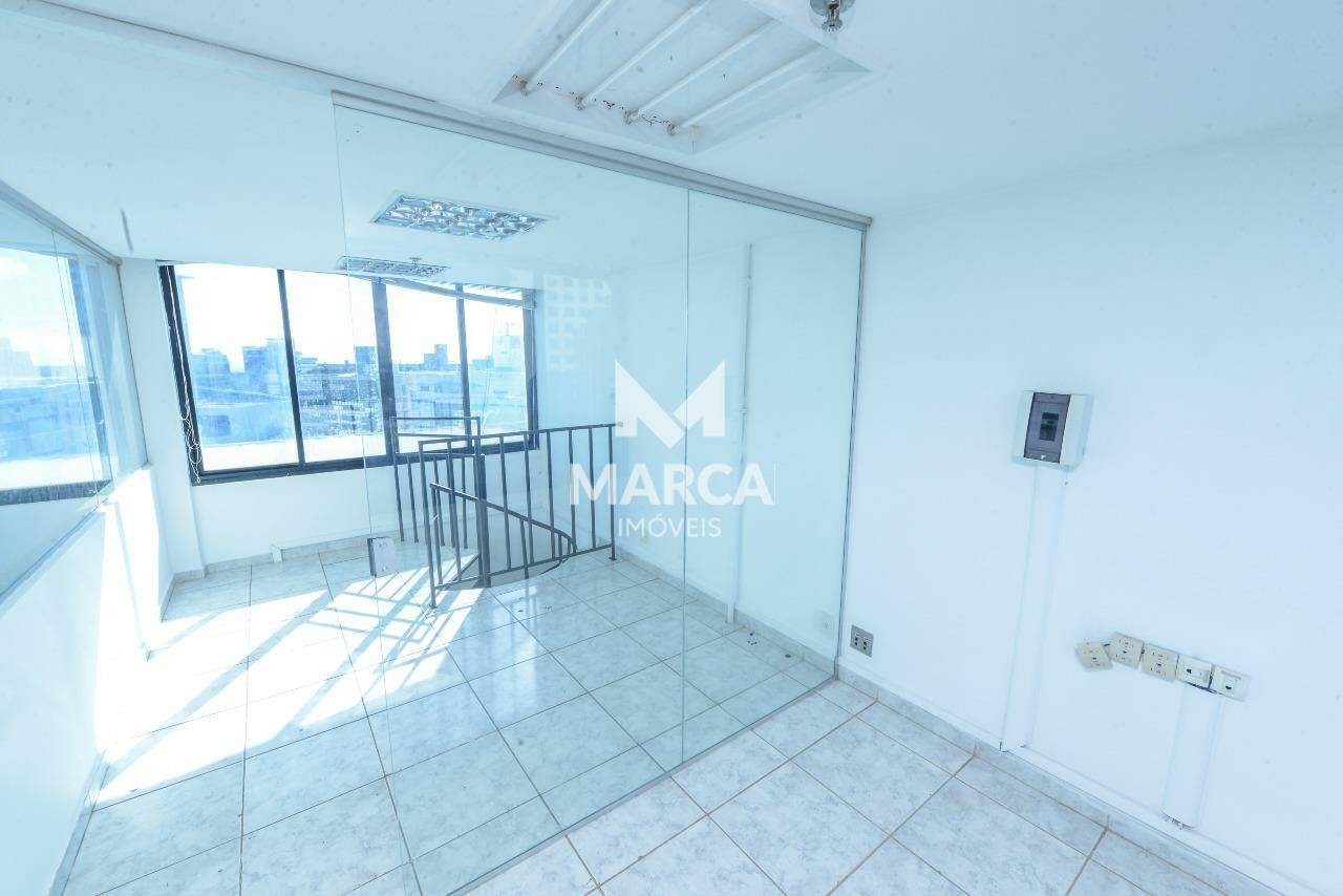 Sala para aluguel no Estoril: 