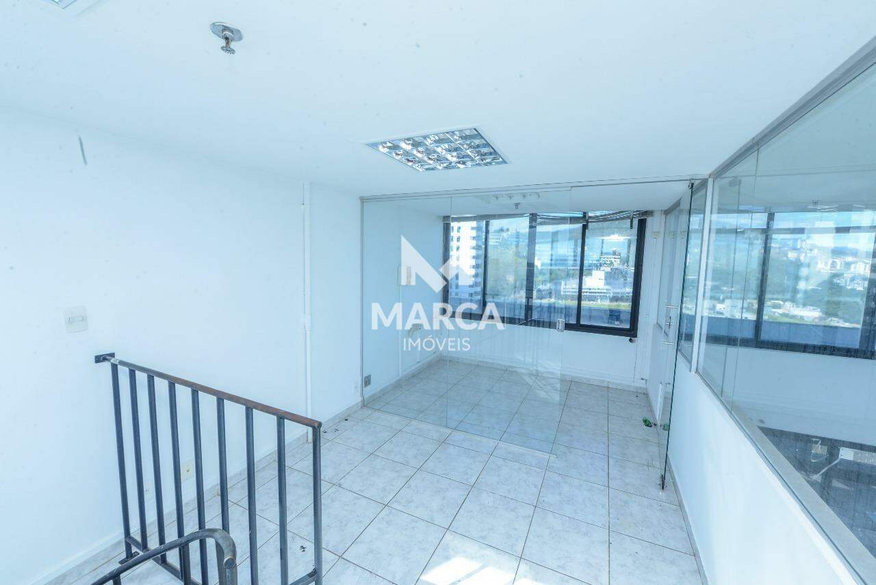 Sala para aluguel no Estoril: 