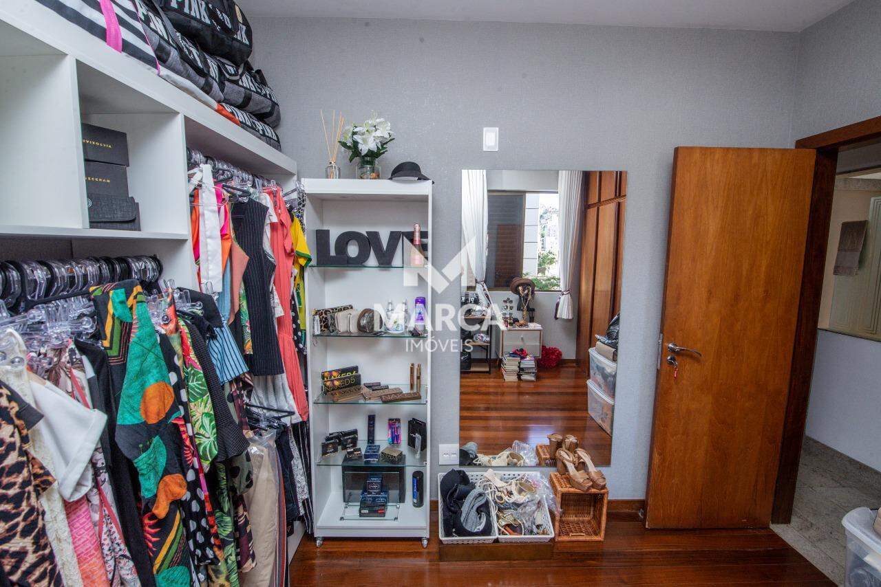 Apartamento à venda no Serra: 