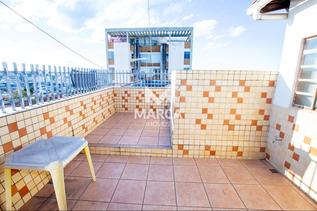 Cobertura para aluguel no Carlos Prates: 